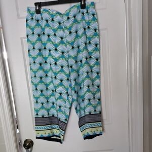 crown & ivy Petite Blue, White & Lime Scallop Print Capris